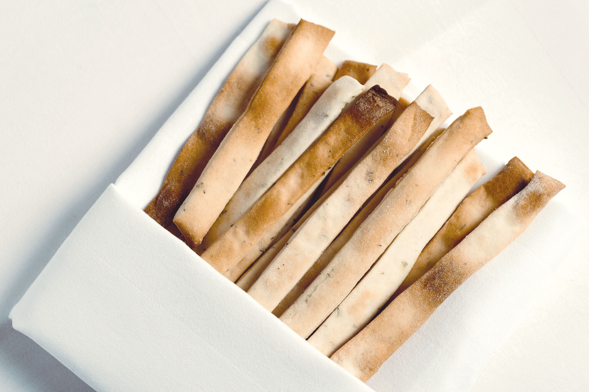 Knusprige Teigröllchen